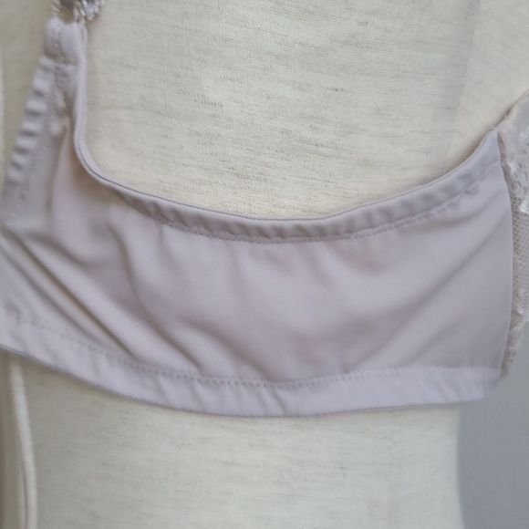 OLGA 40C PLUS SIZE BRA - Picture 7 of 10